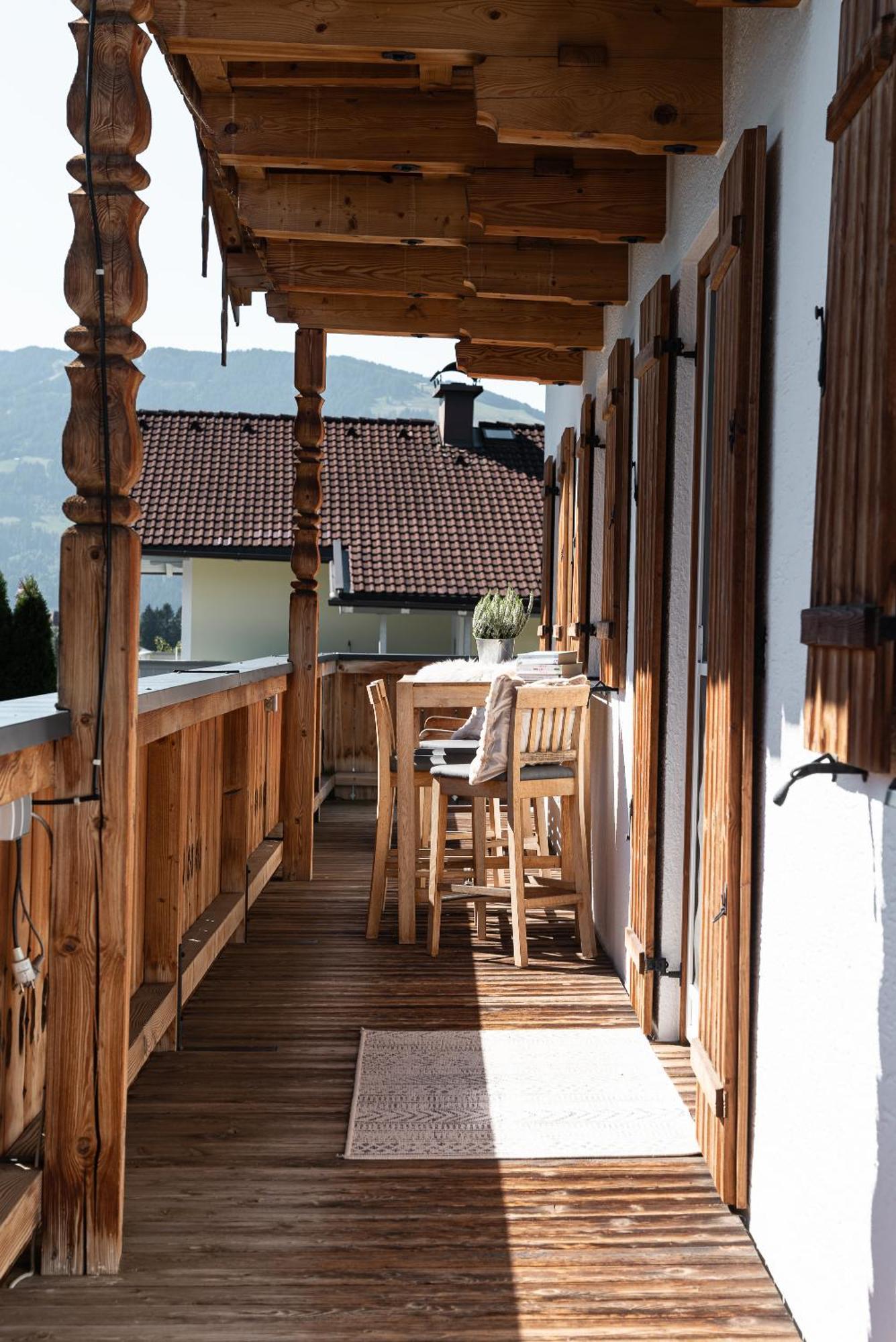 Bewegte Berge Apartments Saalfelden Exterior photo